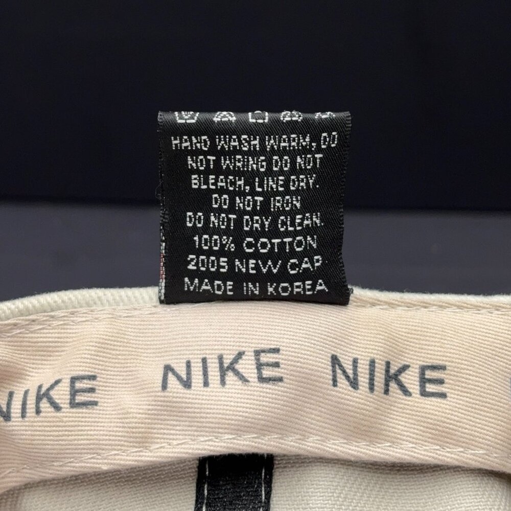 Vintage 2005 Nike ACG Cap Hat Beige Red Swoosh Logo Made In Korea Y2K - Picture 10 of 10